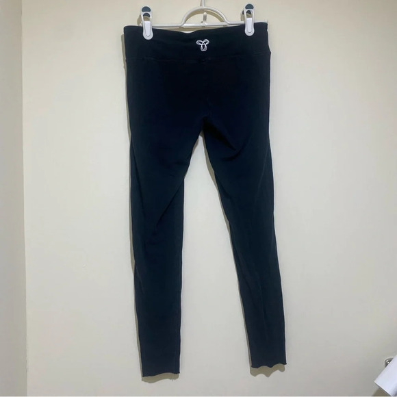 Women’s  TNA Brand Casual Soft Black Leggings With Logo on the Back Size Small - Picture 9 of 14
